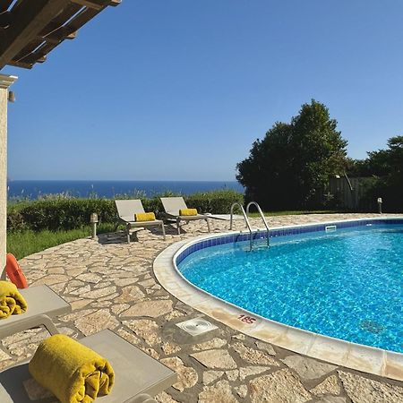 Villa Neptune Livathos  Exteriör bild