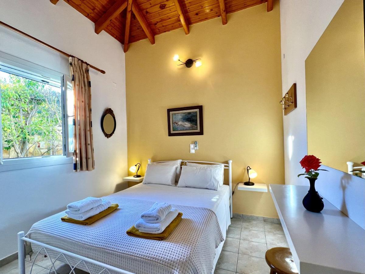 Villa Neptune Livathos  Exteriör bild